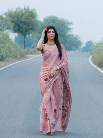 Women Linen Cotton Digital Print Saree