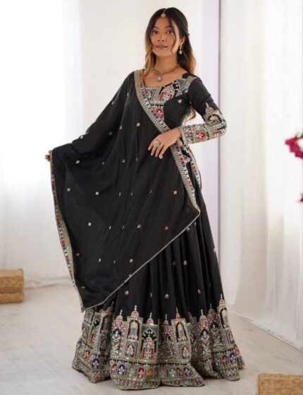 Women Embellished Lehenga Choli